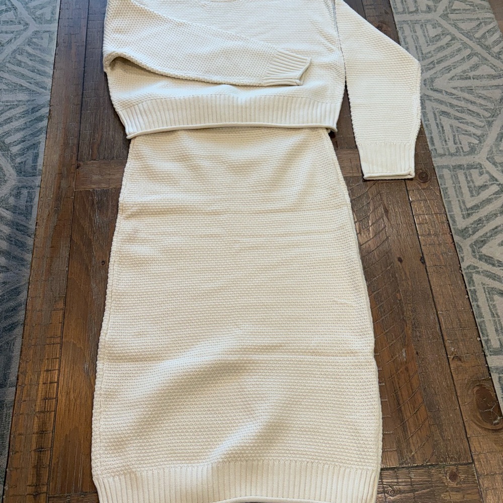 Elegant Cream Skirt Set